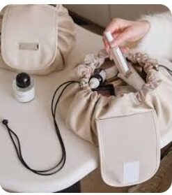 شنطة المكياج المحمولة سكري