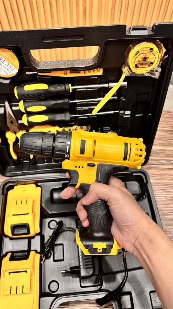 شنيور لاسلكى ببطاريتين 24 فولت بشنطة عده 5 شنيور لاسلكى ببطاريتين 24 فولت بشنطة عده - الصورة 5