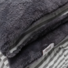 عرض كفر ظهر السرير 120 سم رمادي مع لحاف Gray Striped